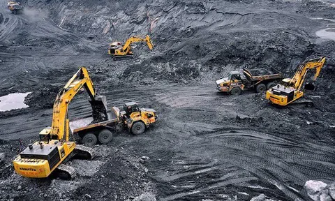 Vàng tăng cao, cổ phiếu doanh nghiệp chuyên đào đá quý tăng gấp 3 trong vòng một tháng