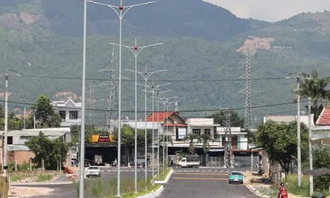 Khánh Hòa: Phê bình chủ đầu tư dự án làm gần 800m đường hơn 4 năm chưa xong