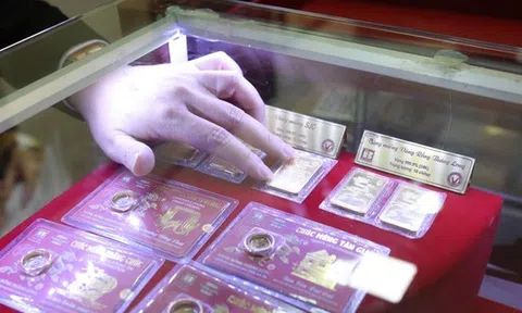 Có nên mua vàng lúc này