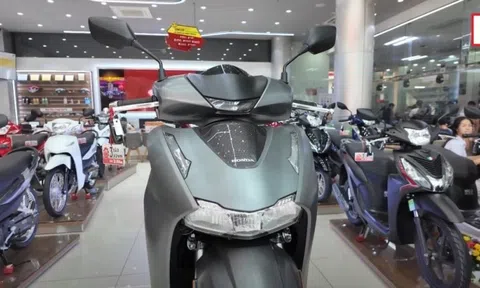 Giá Honda SH duy trì mức hấp dẫn, một phiên bản giảm hơn 71 triệu đồng so với thời điểm sốt giá