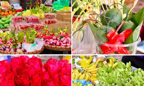 Hà Nội: Hoa tươi, đồ cúng rằm tháng Giêng 'giá mềm'