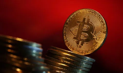 Bitcoin bị bán tháo, thị giá chạm đáy 2 tháng