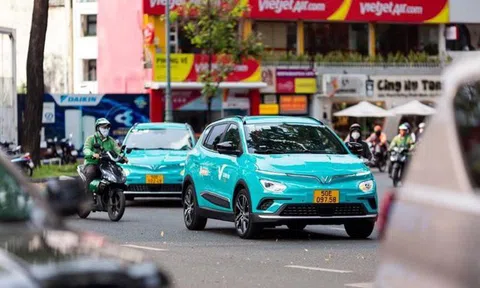 Cổ phiếu VIC tăng kịch trần trong ngày Xanh SM tròn 2 tuổi