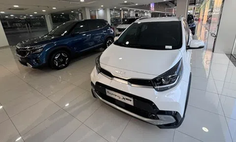 Ô tô Nhật thất thế