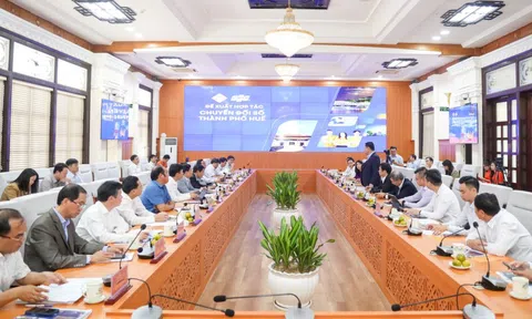 Huế cùng FPT trao đổi cơ hội hợp tác toàn diện