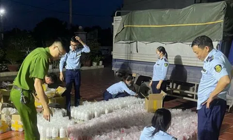 Bắt chủ cơ sở sản xuất, bán trót lọt hàng chục ngàn sản phẩm thuốc bảo vệ thực vật giả