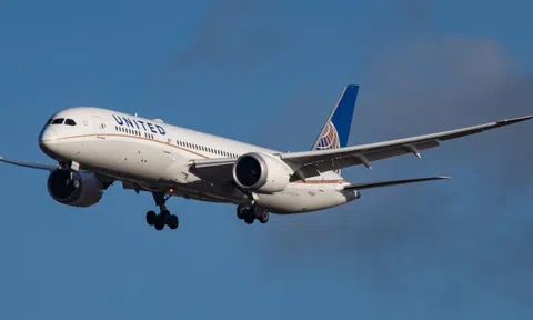 5 chuyến bay chở đầy iPhone vừa gấp rút từ Ấn Độ, Trung Quốc về Mỹ trong 3 ngày