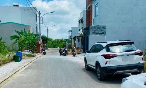 Mới ngày mùng 6 Tết, khách đã hẹn môi giới đi xem nhà