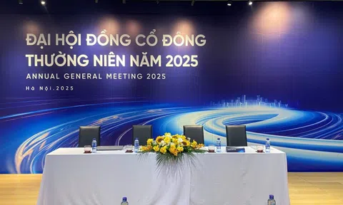 Vắng lặng tại đại hội đồng thường niên công ty trong hệ sinh thái Apec Group