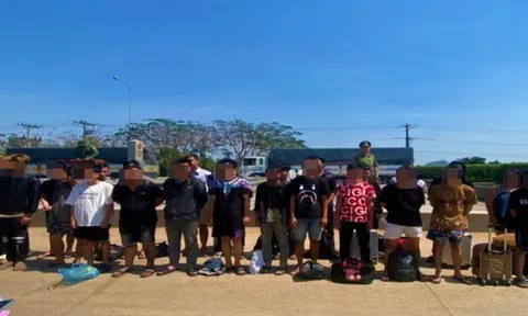Triệt phá đường dây lừa đảo chuyên dùng chiêu "người Việt lừa người Việt"