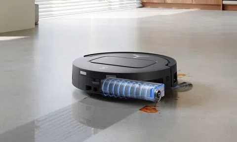 Ecovacs đặt cược vào chổi lau Ozmo Roller – và họ đã đúng