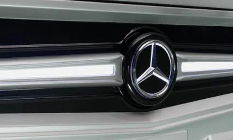 Tập đoàn Việt có 7 nhà máy xe vừa xuất khẩu lô xe cao cấp đến công xưởng ô tô số 1 Đông Nam Á