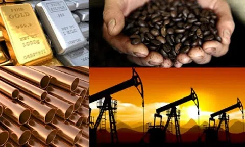 Thị trường ngày 3/4: Giá dầu, vàng, đồng, quặng sắt, cao su đồng loạt tăng
