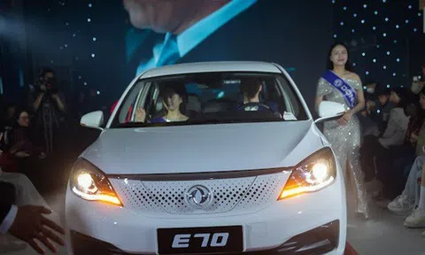 Chiến lược giá cao thất bại, các hãng xe điện Trung Quốc ào ạt giảm giá