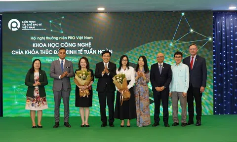 Đồng hành cùng Chính phủ vì một Việt Nam xanh - sạch - đẹp