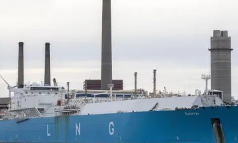 Rời xa khí đốt Nga, châu Âu gặp bão tố: ‘Cứu tinh’ lớn nhất bất ngờ cắt giảm công suất, giá tăng vọt bốn tuần liên tiếp