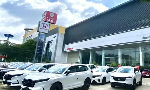 Nguồn cung dư thừa, cuộc đua giảm giá ô tô còn kéo dài?