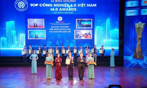 EVNHCMC được vinh danh Top Công nghiệp 4.0 Việt Nam năm 2025