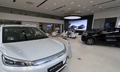 Nhiều tài xế công nghệ ngại mua xe điện Trung Quốc vì không có trạm sạc