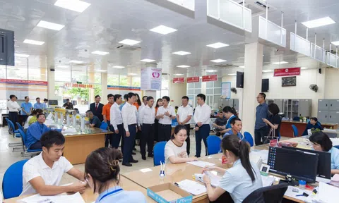 FPT cùng Quảng Ninh triển khai mô hình chính quyền 2 cấp và Trung tâm PVHCC một cấp