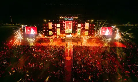 Du lịch Sầm Sơn hè bùng nổ với sự kiện “Sea the Soul” của Văn Phú