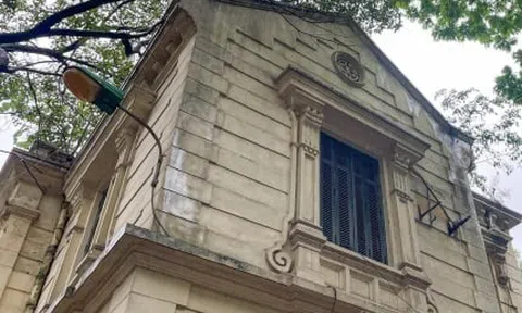 Vẻ đẹp trầm mặc của những biệt thự cổ giữa lòng Hà Nội