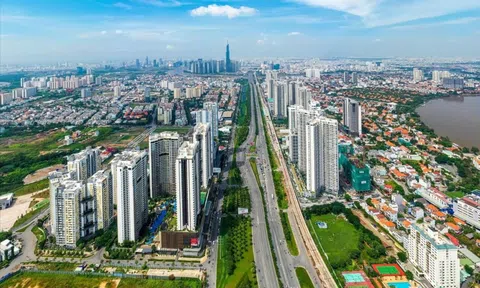 Loạt doanh nghiệp bất động sản tìm "đường sống" ngoài địa ốc