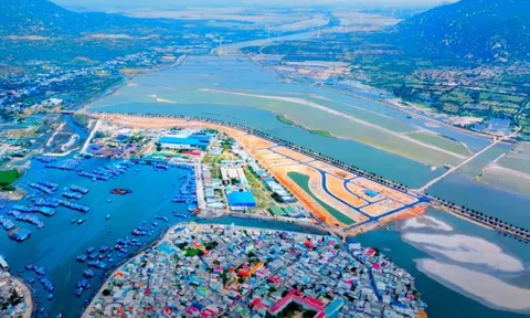 Ninh Thuận chú trọng thúc đẩy hạ tầng làm động lực tăng trưởng kinh tế