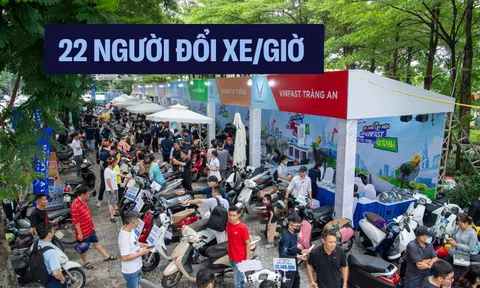 Mỗi giờ có 35 người Hà Nội mua xe máy điện VinFast, đẩy 600 xe xăng ra khỏi Thủ đô chỉ trong 2 ngày