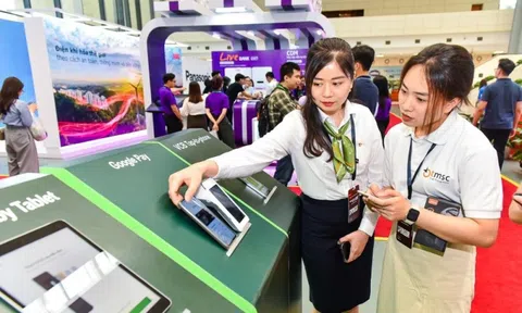 Thấy gì từ làn sóng cắt giảm nhân sự ngân hàng?