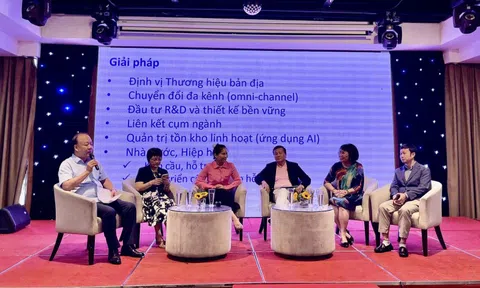 Doanh nghiệp gồng mình chống hàng giả: Áo đấu đội tuyển Việt Nam cũng bị làm nhái