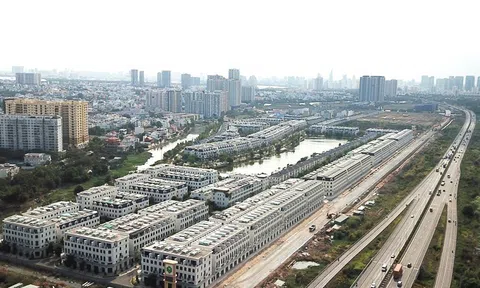 Giá nhà liền thổ mới ở TP HCM đã lên đến 230 triệu đồng/m²