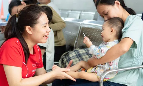 Năm thứ 18: Chương trình 'Trái tim cho em' đổi mới để giúp được nhiều trẻ em nghèo hơn nữa