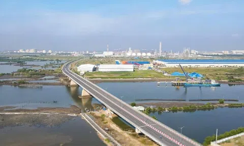 Đề xuất làm tuyến đường sắt nhanh kết nối trung tâm TP.HCM đến Cái Mép