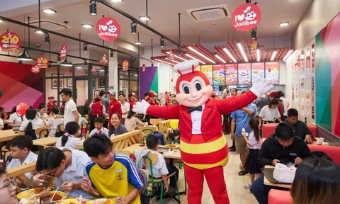 "Đại gia" gà rán Jollibee thắng lớn tại Việt Nam