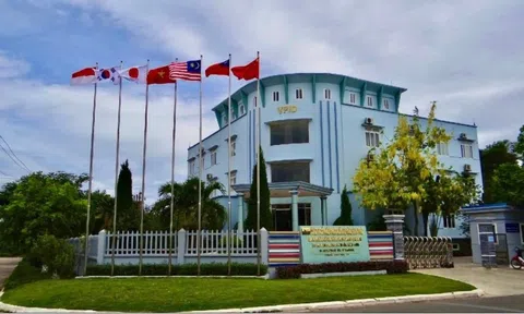 Lý do nhiều sếp doanh nghiệp rời 'ghế nóng'