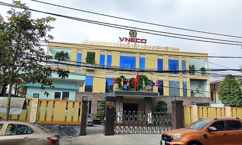 HoSE cảnh báo nguy cơ hủy niêm yết cổ phiếu VNE vì kiểm toán ngoại trừ