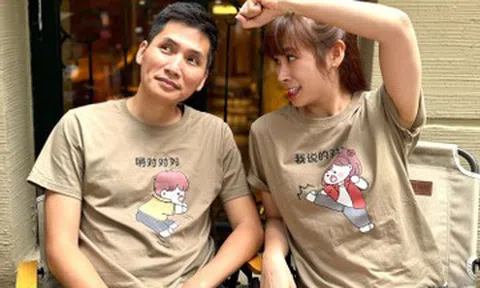 Trương Ngọc Ánh sexy tuổi 50, hình ảnh ít thấy của vợ chồng BTV Quốc Khánh VTV