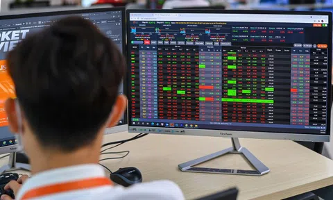 Cổ phiếu 'vua' kéo VN-Index tăng gần 16 điểm