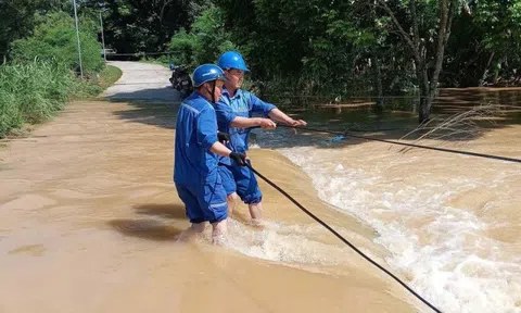 Dịch vụ của VNPT bảo đảm phục vụ chính quyền và người dân vùng mưa lũ