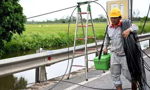 Viettel triển khai đồng bộ các biện pháp để ứng phó với mọi biến động của bão Bualoi