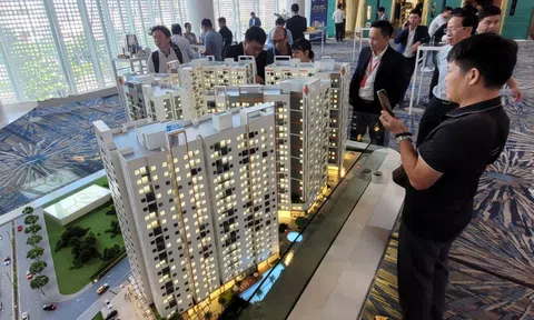 Kiểm soát giá nhà đất, cách nào?