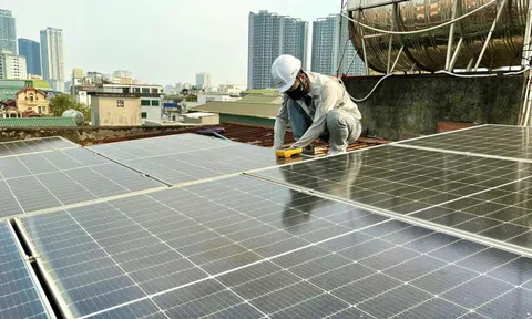 Bộ Công Thương đề xuất mới về lắp điện mặt trời mái nhà tự dùng phải thông báo