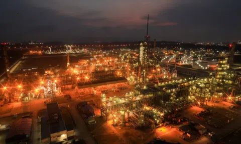 Bảo đảm an toàn tuyệt đối Nhà máy Lọc dầu Dung Quất trước cơn bão số 12