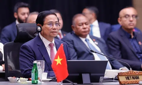 Thủ tướng đề xuất ASEAN đa dạng hóa thị trường và chuỗi cung ứng