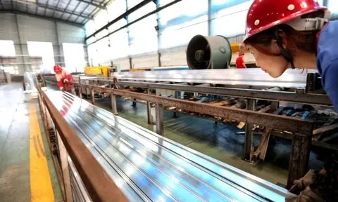 Sau vàng, bạc – giá một kim loại quan trọng nhất nhì thế giới cũng đang tăng vọt