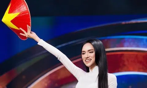 Tiếc cho Hương Giang...