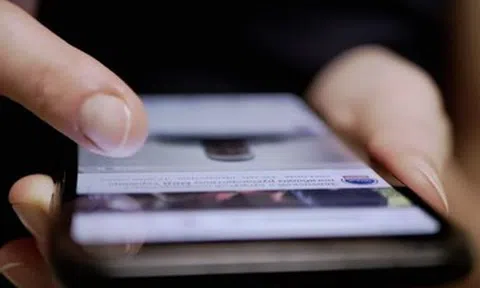 Phát hiện sự thật chấn động về người chồng mất tích 7 năm nhờ lướt mạng xã hội