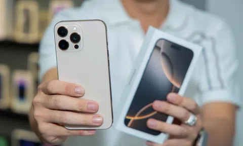 Thế Giới Di Động nói gì về biến động giá iPhone