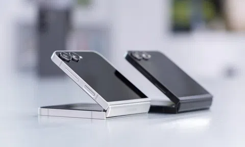 Galaxy Z Flip7 giá từ 28,9 triệu tại Việt Nam